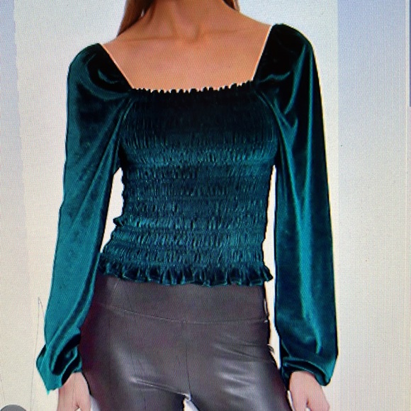 Laundry by Shelli Segal smocked top  size medium nwt - Picture 1 of 5